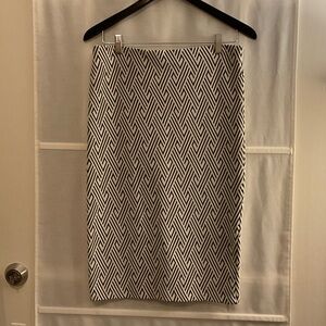 Source Unknown Black and White Geometric Pencil Skirt